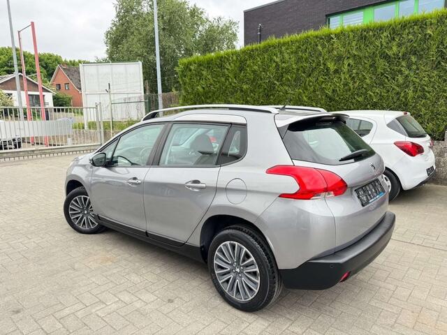 Peugeot 2008 1.2i e-THP Allure - Airco  1 JAAR GARANTIE 