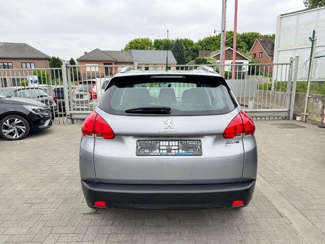 Peugeot 2008 1.2i e-THP Allure - Airco  1 JAAR GARANTIE 