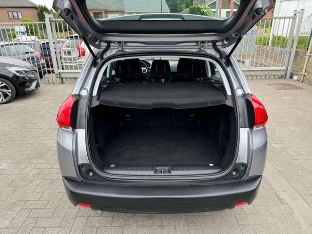 Peugeot 2008 1.2i e-THP Allure - Airco  1 JAAR GARANTIE 