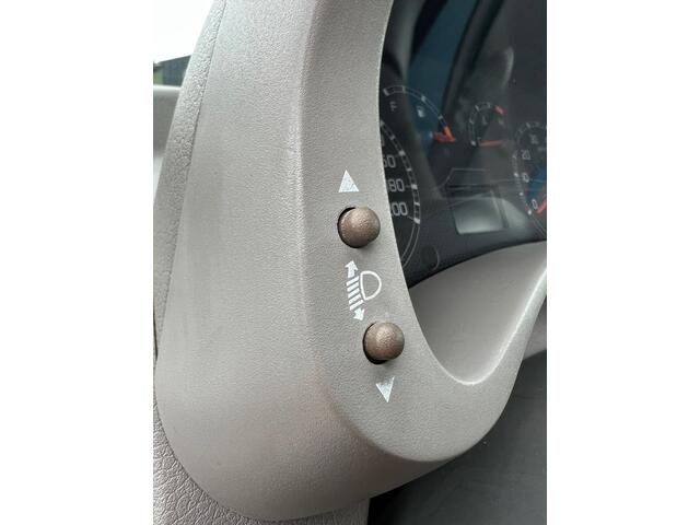 Fiat Panda 1.2 Navigator NEW APK / NAP KM / ELECT PAKKET / HOGE INSTAP / LAGE KM STAND / BOEKJES COMPLEET