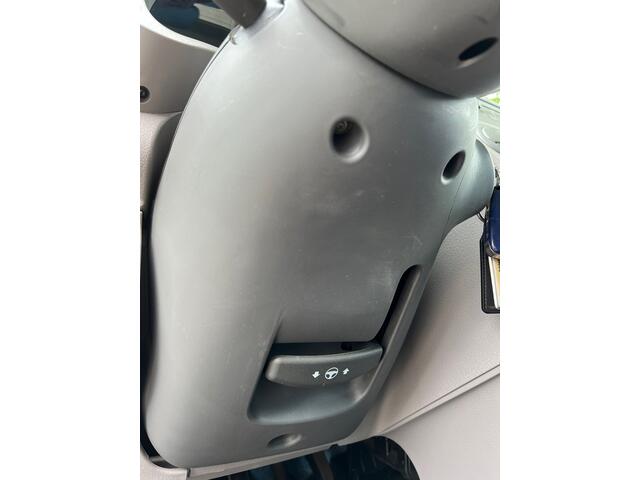 Fiat Panda 1.2 Navigator NEW APK / NAP KM / ELECT PAKKET / HOGE INSTAP / LAGE KM STAND / BOEKJES COMPLEET