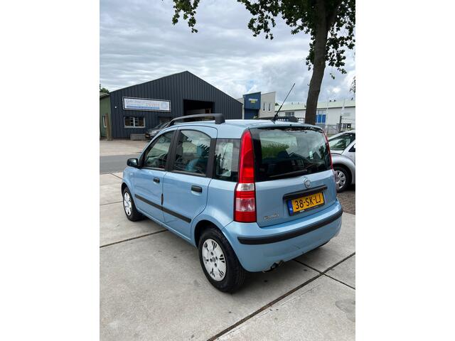 Fiat Panda 1.2 Navigator NEW APK / NAP KM / ELECT PAKKET / HOGE INSTAP / LAGE KM STAND / BOEKJES COMPLEET