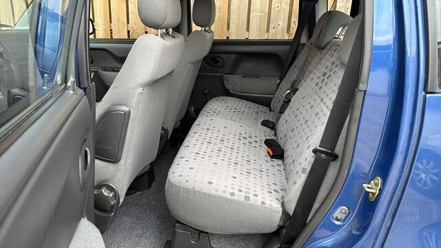 Opel Agila 1.2-16V Comfort