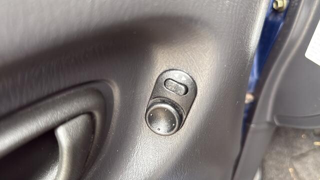 Opel Agila 1.2-16V Comfort