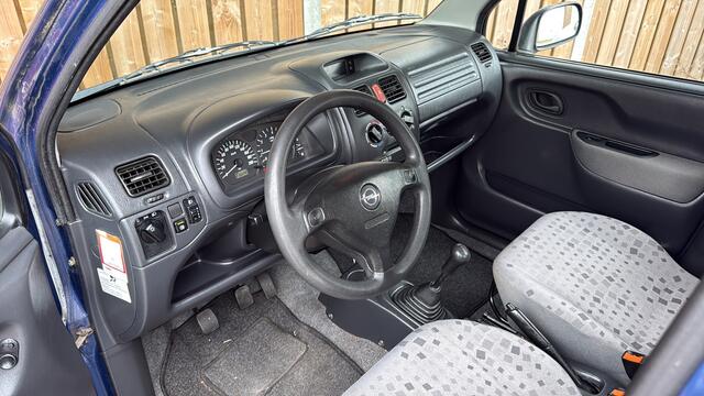 Opel Agila 1.2-16V Comfort
