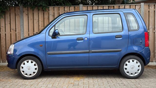 Opel Agila 1.2-16V Comfort