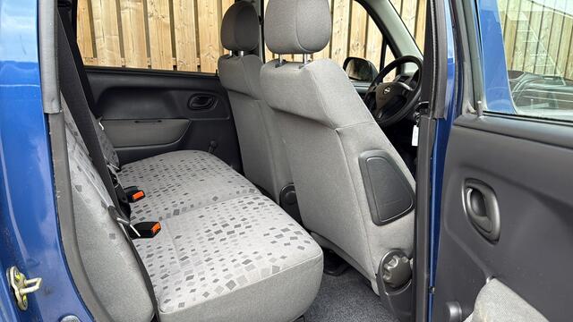 Opel Agila 1.2-16V Comfort