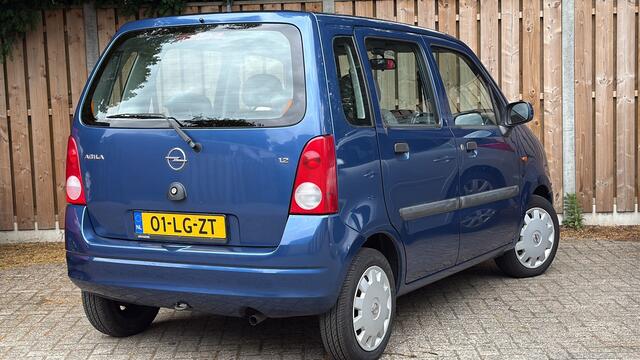 Opel Agila 1.2-16V Comfort
