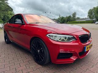 BMW 2-SERIE Coup� M235i HIGH EXECUTIVE 400PK M-PERFORMANCE