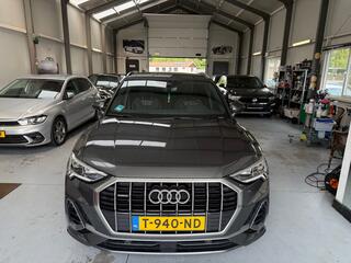 AUDI Q3 40 TFSI quattro S edition