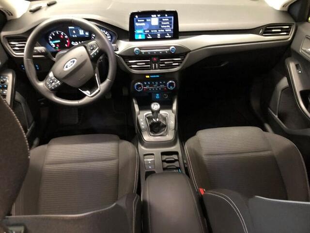 Ford Focus EcoBoost mHEV Titanium