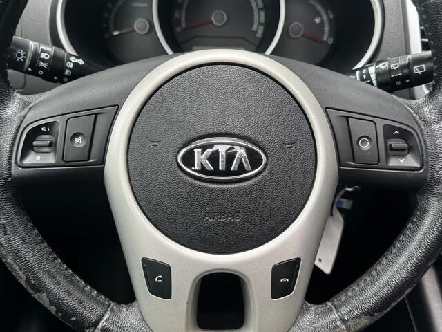 KIA Venga 1.4 CVVT X-ecutive PANO PDC CLIMA TREKHAAK NAP e APK