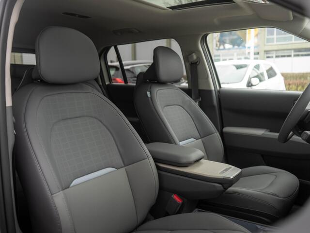 KIA EV3 Plus Advanced 81.4 kWh | Stoel en stuurverwarming | Dodehoek assistentie |