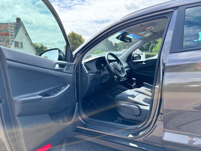 Hyundai Tucson 1.6 GDi PremiumNavigatiePdcStoelverwarmingTrekhaak