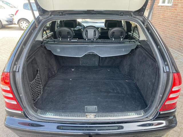 Mercedes-Benz C-Klasse Combi 230 Avantgarde lees omschrijving, youngtimer zeer veel opties,