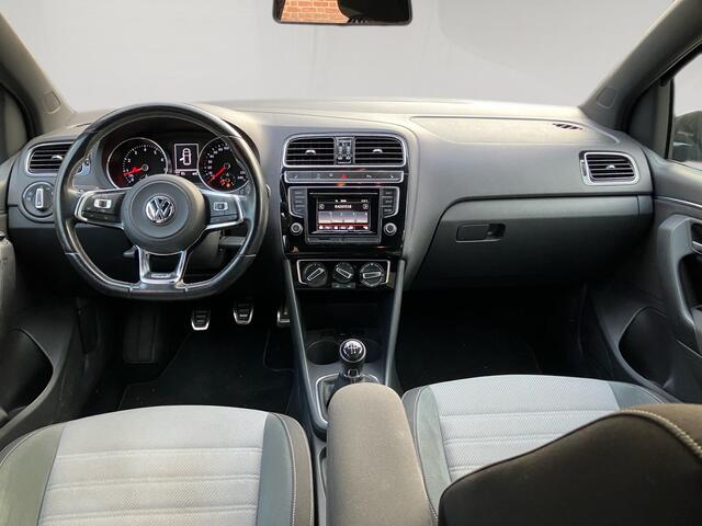 Volkswagen Polo 1.2 TSI R-Line pdc cruise st verwarming multi stuur, start/stop