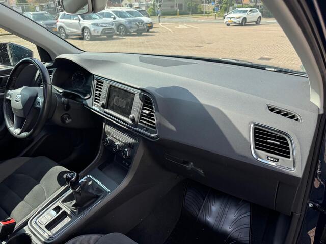 Seat Ateca TSI Style | Bi-Xenon | Full-Led | Pano | Gr.Navi | Cruise | Climate | Pdc | Isofix |