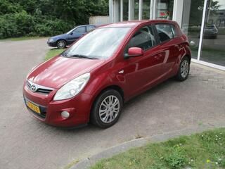 HYUNDAI I 20 1.4i DynamicVersion