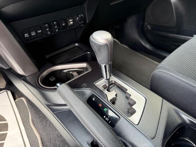 Toyota RAV4 2.5 Hybrid Dynamic Sport/ 1e Eigenaar/ Navi/ Elec Achterklep/ Camera/ Afnb Trekhaak/ Stuur+ Stoelverwarming/ ECC