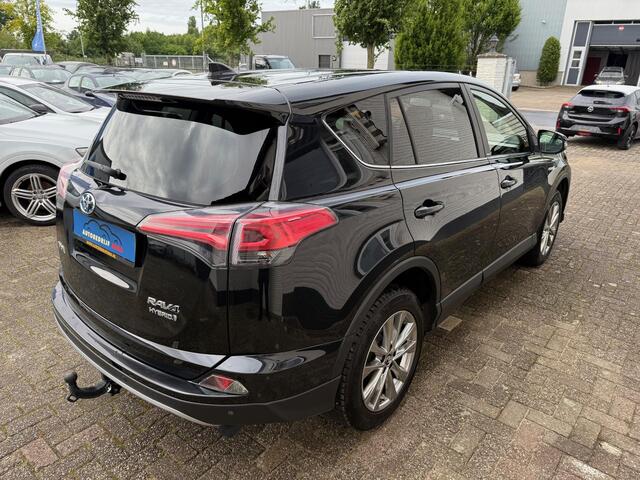 Toyota RAV4 2.5 Hybrid Dynamic Sport/ 1e Eigenaar/ Navi/ Elec Achterklep/ Camera/ Afnb Trekhaak/ Stuur+ Stoelverwarming/ ECC