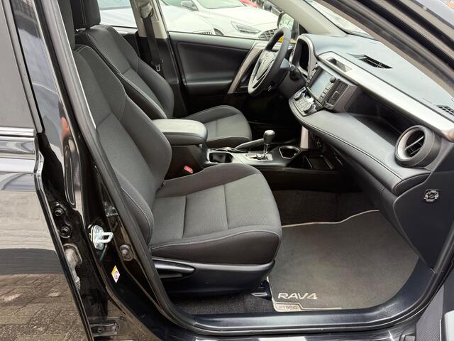 Toyota RAV4 2.5 Hybrid Dynamic Sport/ 1e Eigenaar/ Navi/ Elec Achterklep/ Camera/ Afnb Trekhaak/ Stuur+ Stoelverwarming/ ECC