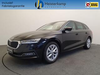 SKODA OCTAVIA Combi 1.0 e-TSI 110pk DSG/AUT Business Edition Wegklapbare trekhaak, Camera, Cruise control