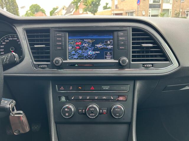 Seat Leon 1.4 TSI FR / NAVI / XENON / PDC / STOELVW