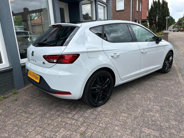 Seat Leon 1.4 TSI FR / NAVI / XENON / PDC / STOELVW