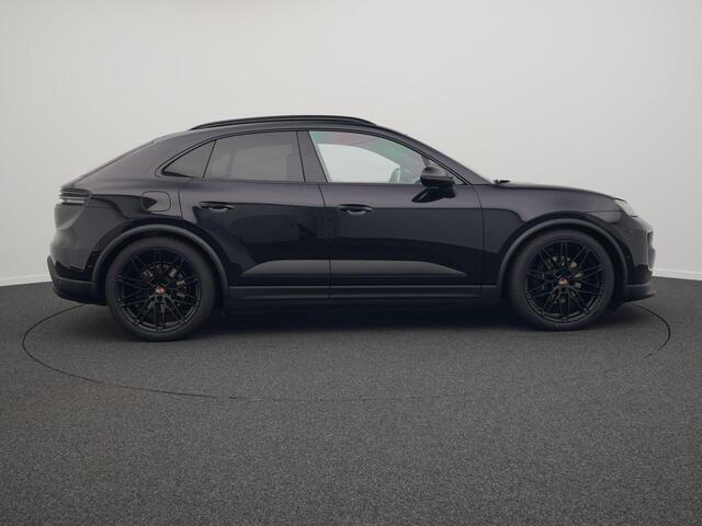 Porsche Macan 4