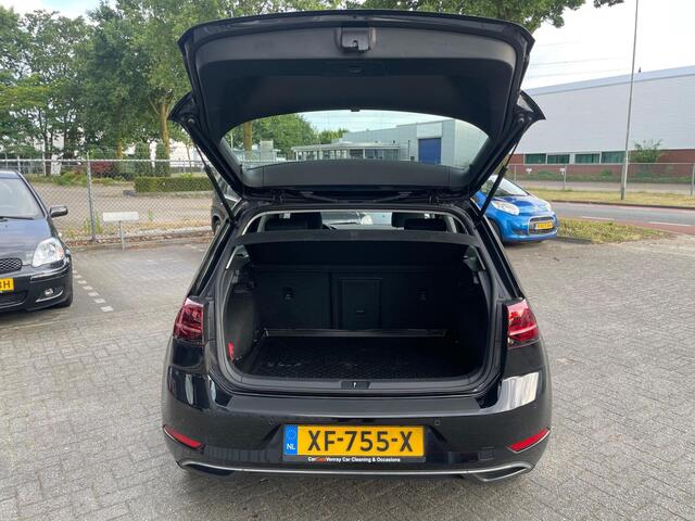 Volkswagen Golf 1.0 TSI Comfortline Business|APK01-2027|NAP|MASSAGESTOEL|DAB|ACC|