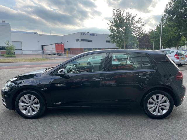 Volkswagen Golf 1.0 TSI Comfortline Business|APK01-2027|NAP|MASSAGESTOEL|DAB|ACC|