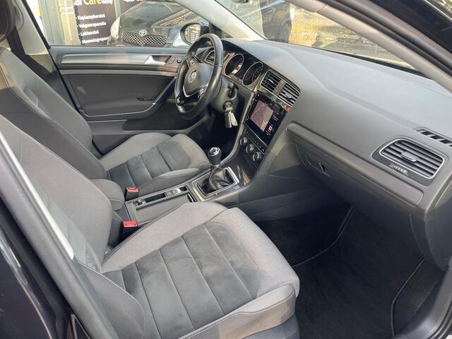 Volkswagen Golf 1.0 TSI Comfortline Business|APK01-2027|NAP|MASSAGESTOEL|DAB|ACC|