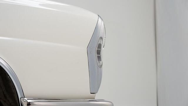 Mercedes-Benz 280 