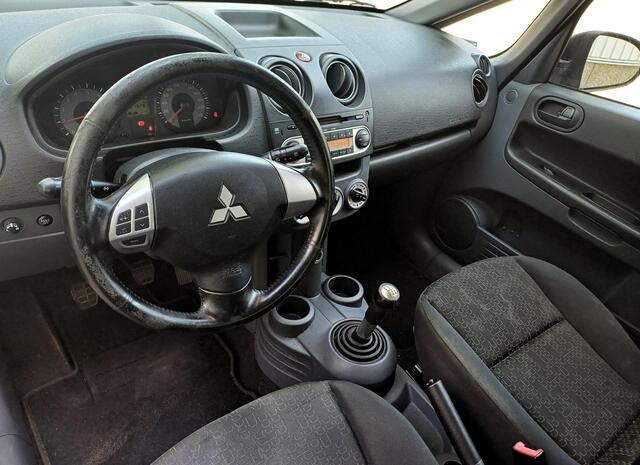 Mitsubishi Colt 1.1 Inbusiness  APK tot 02-04-2027