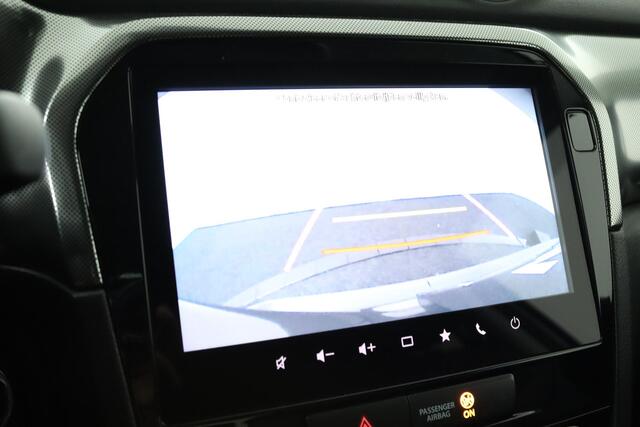 Suzuki Vitara 1.5 Hybrid Style | Climate control | Cruise control adaptive | Navigatie | Camera | Apple carplay, Android auto | Keyless entry | Stoelverwarmi