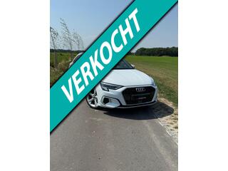 AUDI A3 SPORTBACK 40 TFSI e 3x S-Line keyless/stoelverw/ambient