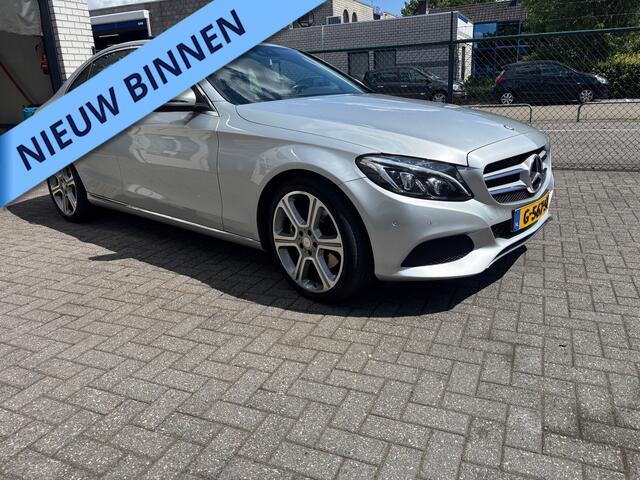 Mercedes-Benz C-Klasse 300 Prestige ACHTTERUITRIJ CAMERA