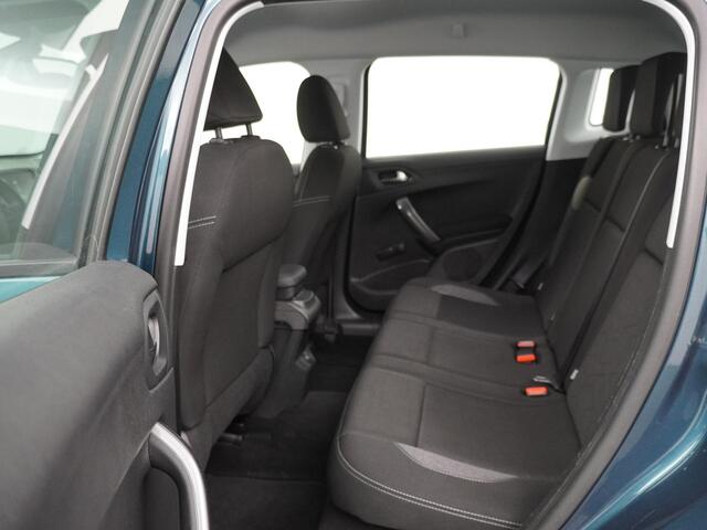 Peugeot 2008 1.2 PureTech Active Automaat - Navigatie - Trekhaak - Cruise Control