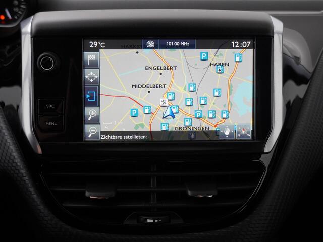 Peugeot 2008 1.2 PureTech Active Automaat - Navigatie - Trekhaak - Cruise Control