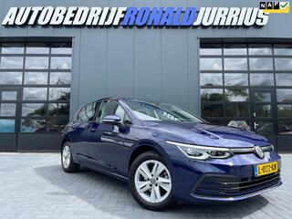 VOLKSWAGEN GOLF 1.5 TSI Life Business NL.Auto/Alcantara-Sportstoelen/Camera/Carplay/4Cilinder/1Ste Eigenaar/Dealer Onderhouden