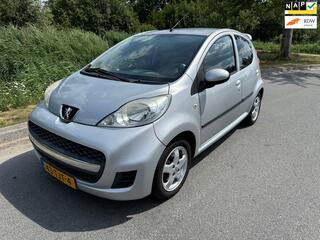 PEUGEOT 107 1.0-12V Black & Silver SPORT/5 DEURS/HALF LEDER/AIRCO/SPORT VELGEN/LEUKE AUTO INRUIL MOGELIJK.