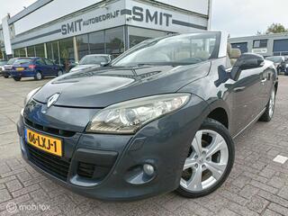 RENAULT MEGANE Coup�-Cabriolet 1.4 TCE Dyn. Leder/Nav/Pano