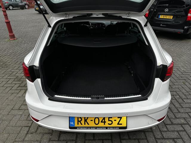 Seat Leon ST 1.0 EcoTSI Style Business Intense Automaat | Navigatie | Carplay