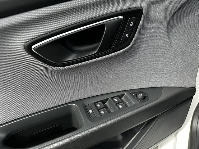 Seat Leon ST 1.0 EcoTSI Style Business Intense Automaat | Navigatie | Carplay
