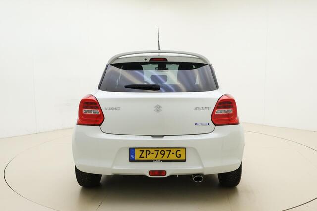 Suzuki Swift 1.2 Stijl Smart Hybrid 90pk | Navigatie | Climate Control | Camera | Lichtmetalen Velgen | Cruise Control Adaptief | Stoelverwarming | 1e Eigena