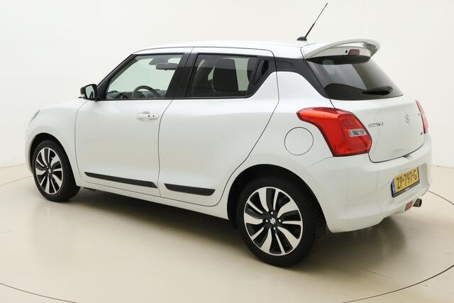 Suzuki Swift 1.2 Stijl Smart Hybrid 90pk | Navigatie | Climate Control | Camera | Lichtmetalen Velgen | Cruise Control Adaptief | Stoelverwarming | 1e Eigena