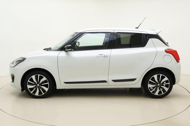 Suzuki Swift 1.2 Stijl Smart Hybrid 90pk | Navigatie | Climate Control | Camera | Lichtmetalen Velgen | Cruise Control Adaptief | Stoelverwarming | 1e Eigena