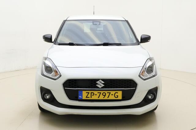 Suzuki Swift 1.2 Stijl Smart Hybrid 90pk | Navigatie | Climate Control | Camera | Lichtmetalen Velgen | Cruise Control Adaptief | Stoelverwarming | 1e Eigena