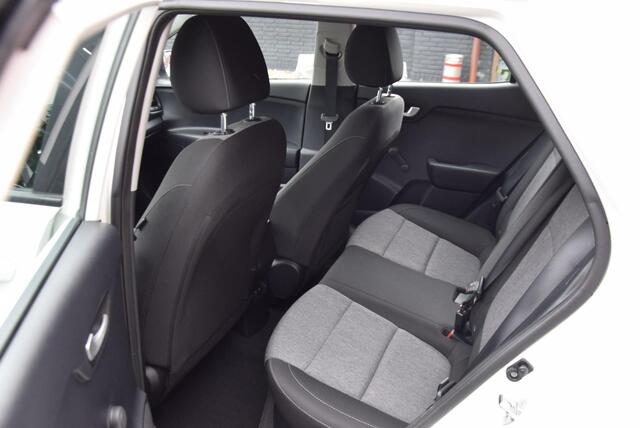 KIA Stonic 1.0 T-GDi DynamicLine 2019 Navigatie Airco Cruise control SUV
