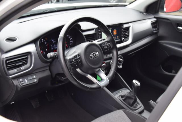 KIA Stonic 1.0 T-GDi DynamicLine 2019 Navigatie Airco Cruise control SUV